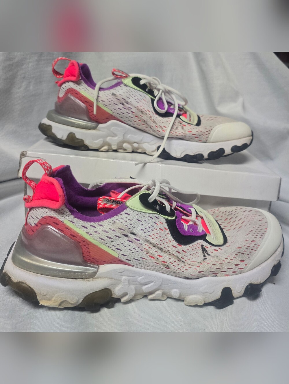 Nike React Vision 7Y Volt Laser Crimson White Pink Run Sneakers Men 7/women 8.5